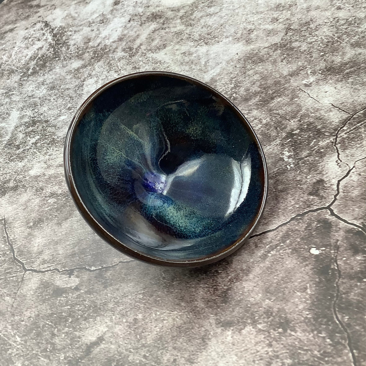 碧玉天目 盃（へきぎょくてんもく） – 土渕善亜貴