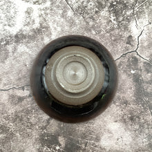 Load image into Gallery viewer, HEKIGYOKU-TENMOKU SAKE CUP