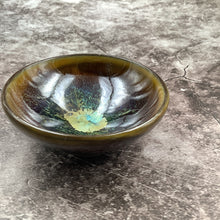 Load image into Gallery viewer, HEKIGYOKU-TENMOKU SAKE CUP