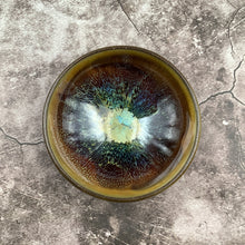 Load image into Gallery viewer, HEKIGYOKU-TENMOKU SAKE CUP