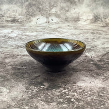 Load image into Gallery viewer, HEKIGYOKU-TENMOKU SAKE CUP