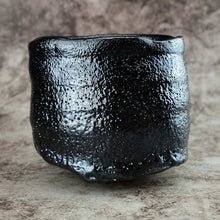 Load image into Gallery viewer, SETOGURO TEA BOWL