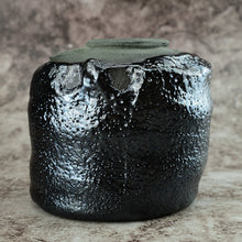 Load image into Gallery viewer, SETOGURO TEA BOWL