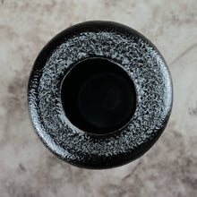 画像をギャラリービューアに読み込む, 瀬戸黒 花生