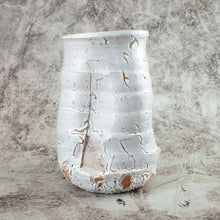 Load image into Gallery viewer, HAGI VASE