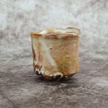 Load image into Gallery viewer, BENISHINO SAKE CUP