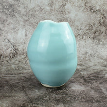 Load image into Gallery viewer, SEIJI VASE