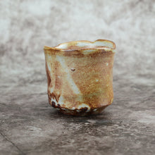 Load image into Gallery viewer, BENISHINO SAKE CUP
